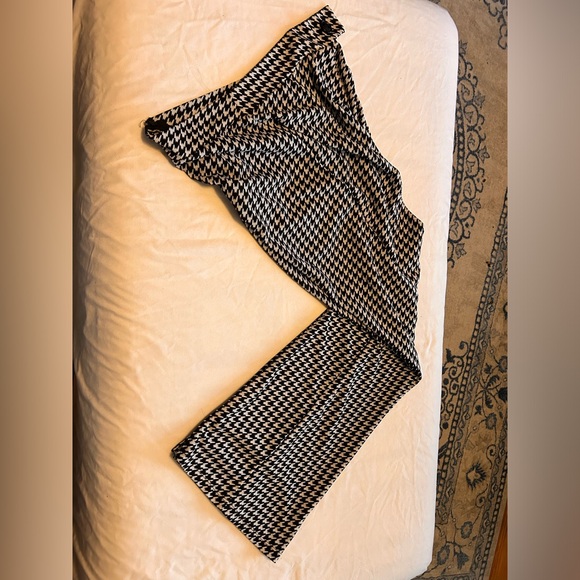 Fashion Nova Pants - Picture 1 of 5